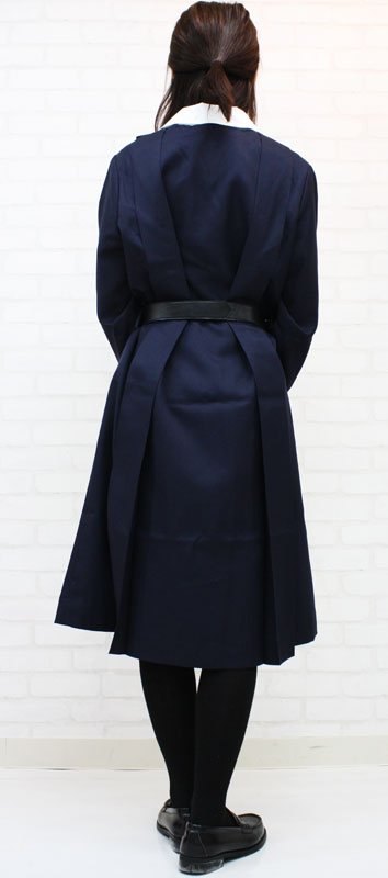 神戸の女子高学生服（冬服）　Ｍ